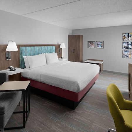 Hampton Inn Cleveland-Downtown Екстериор снимка