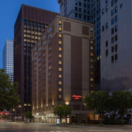 Hampton Inn Cleveland-Downtown Екстериор снимка