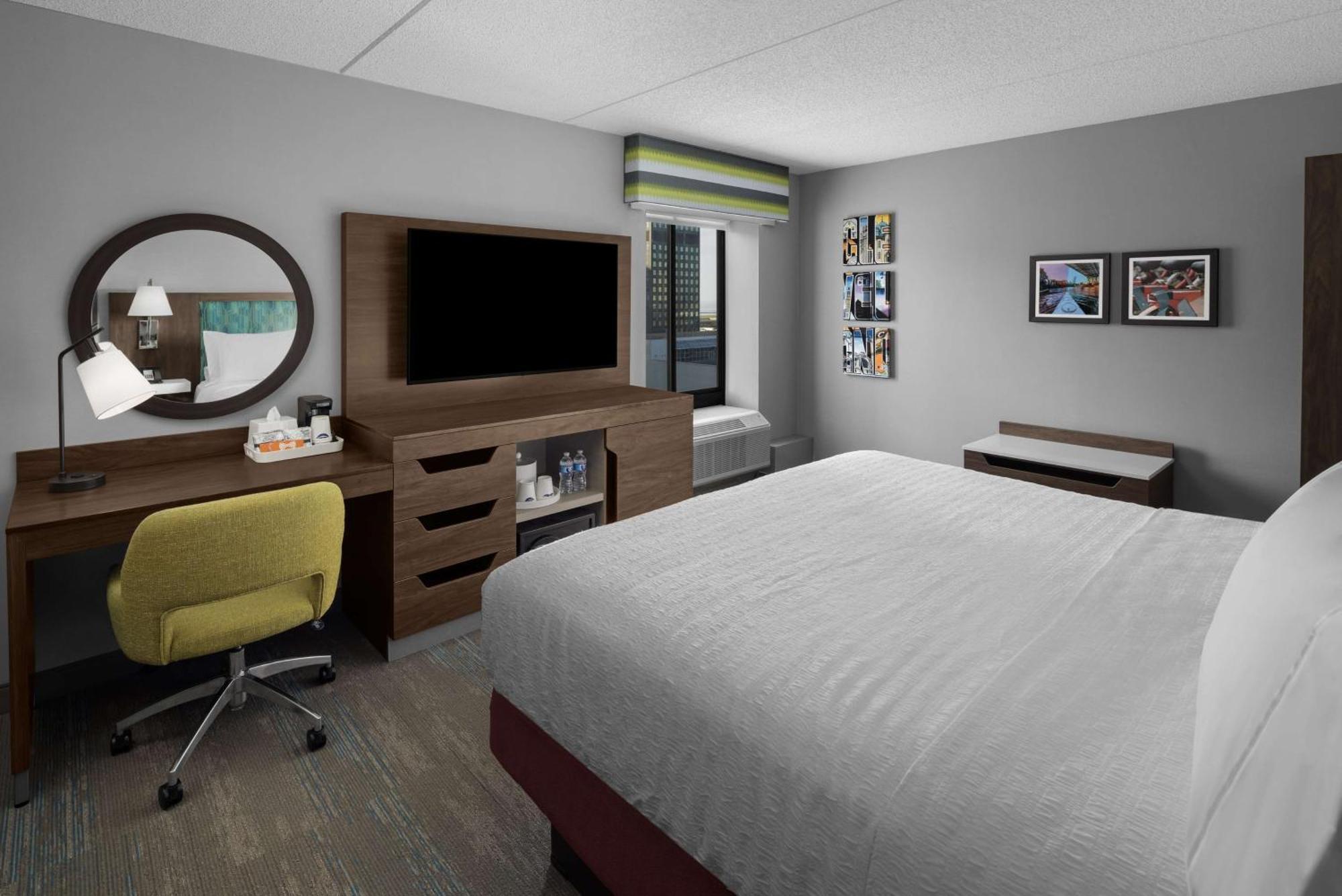 Hampton Inn Cleveland-Downtown Екстериор снимка