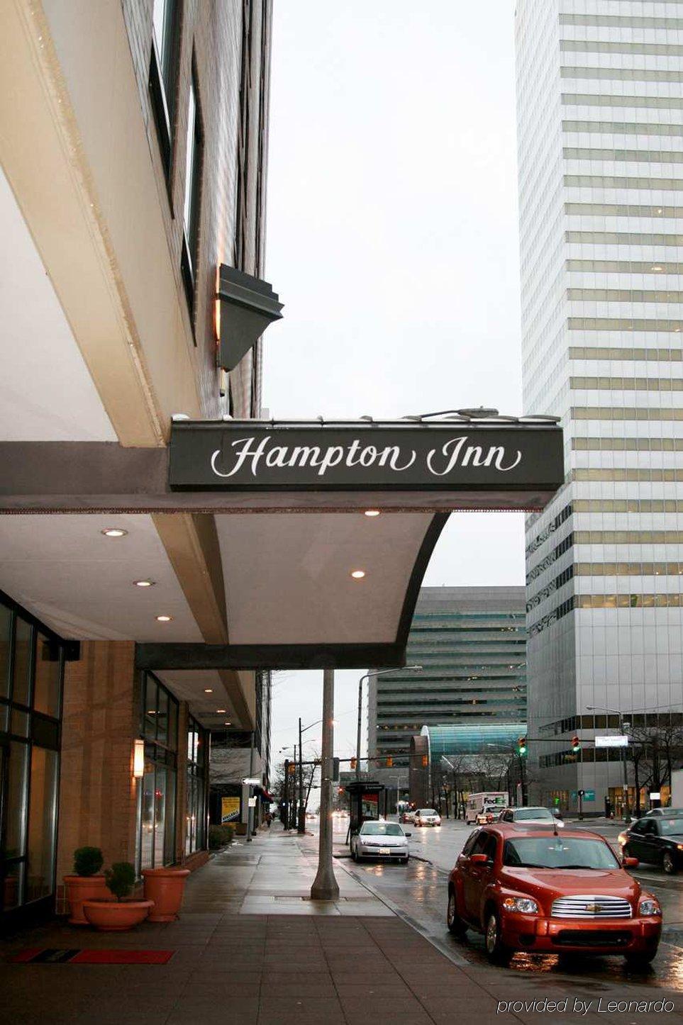 Hampton Inn Cleveland-Downtown Екстериор снимка