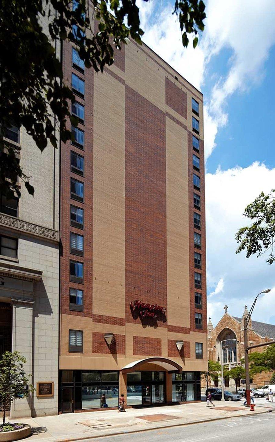 Hampton Inn Cleveland-Downtown Екстериор снимка