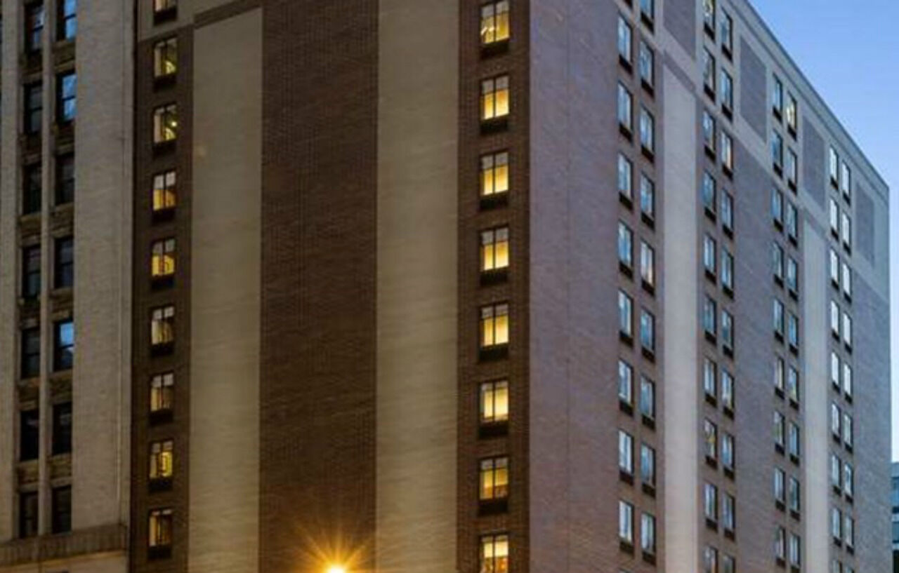 Hampton Inn Cleveland-Downtown Екстериор снимка